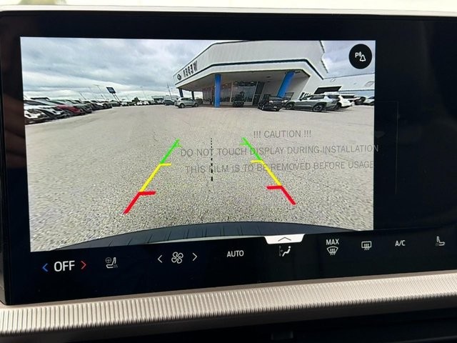 Ford Explorer Vehicle Full-screen Gallery Image 14