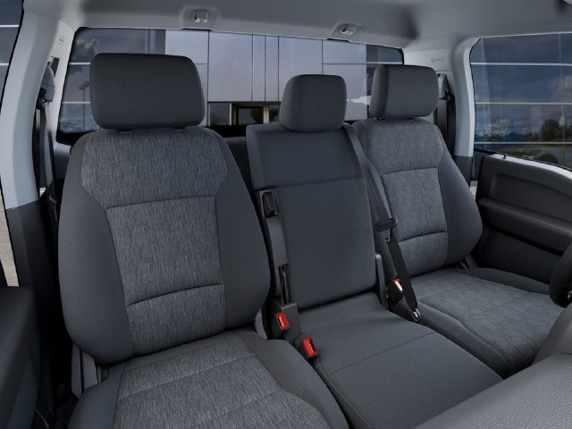 Ford Super Duty F-250 SRW Vehicle Full-screen Gallery Image 10