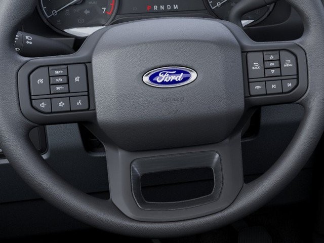 Ford Super Duty F-250 SRW Vehicle Full-screen Gallery Image 12