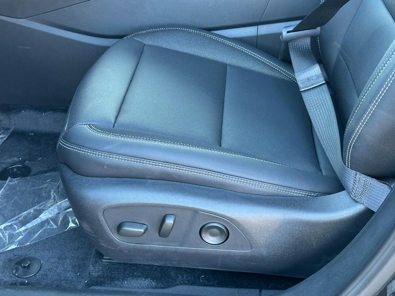 Chevrolet Blazer EV Vehicle Full-screen Gallery Image 10