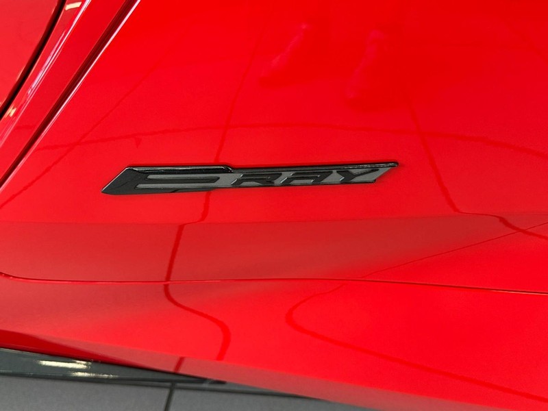 Chevrolet Corvette Vehicle Full-screen Gallery Image 5