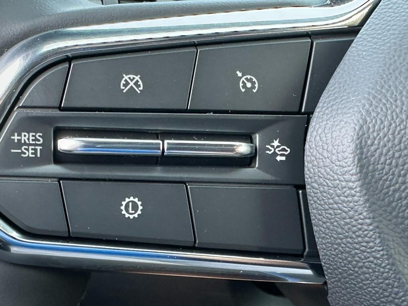 Chevrolet Equinox Vehicle Full-screen Gallery Image 11