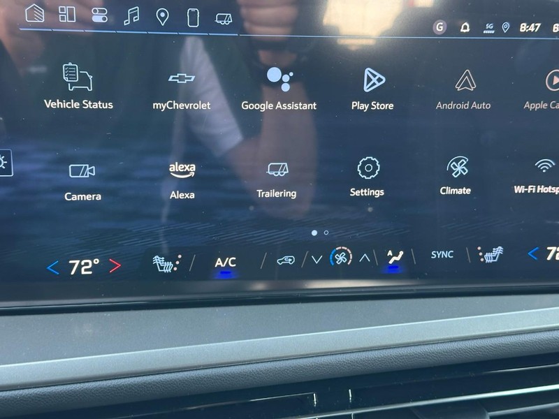 Chevrolet Traverse Vehicle Full-screen Gallery Image 14