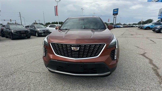 Cadillac XT4 Vehicle Full-screen Gallery Image 3