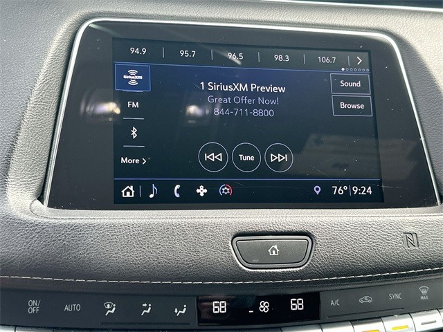 Cadillac XT4 Vehicle Full-screen Gallery Image 13