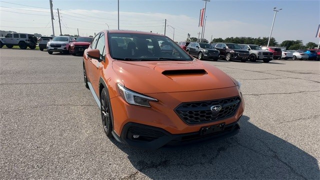 Subaru WRX Vehicle Full-screen Gallery Image 2