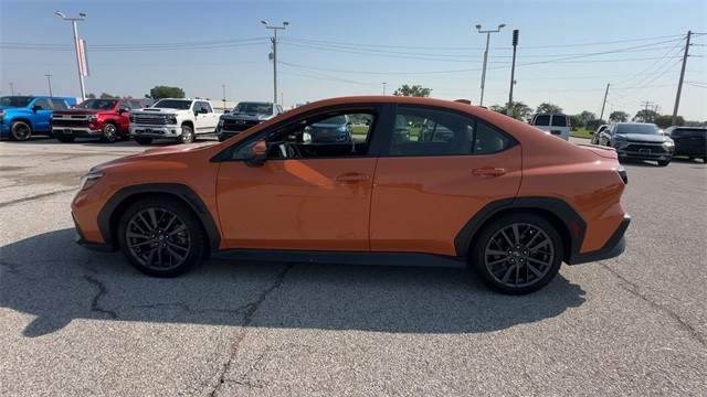 Subaru WRX Vehicle Full-screen Gallery Image 5