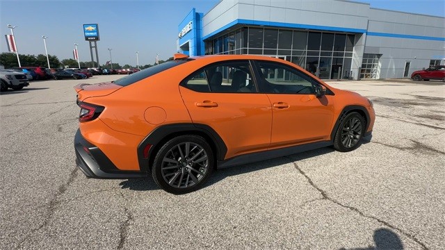 Subaru WRX Vehicle Full-screen Gallery Image 8