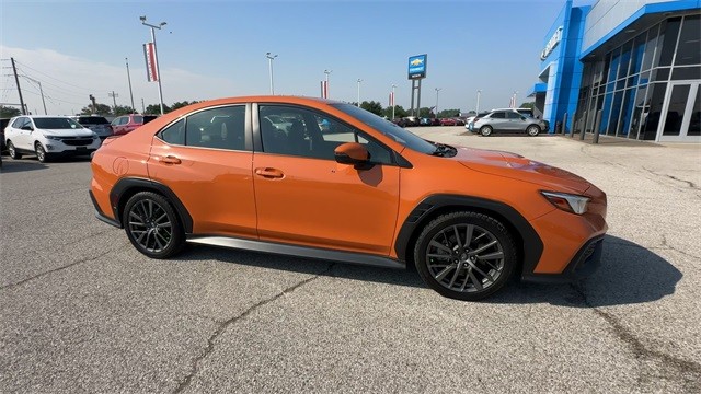 Subaru WRX Vehicle Full-screen Gallery Image 9