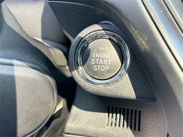 Subaru WRX Vehicle Full-screen Gallery Image 17