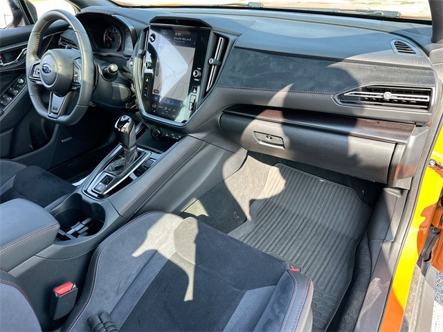 Subaru WRX Vehicle Full-screen Gallery Image 30