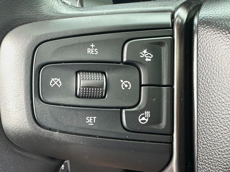 GMC Sierra 1500 Vehicle Full-screen Gallery Image 20