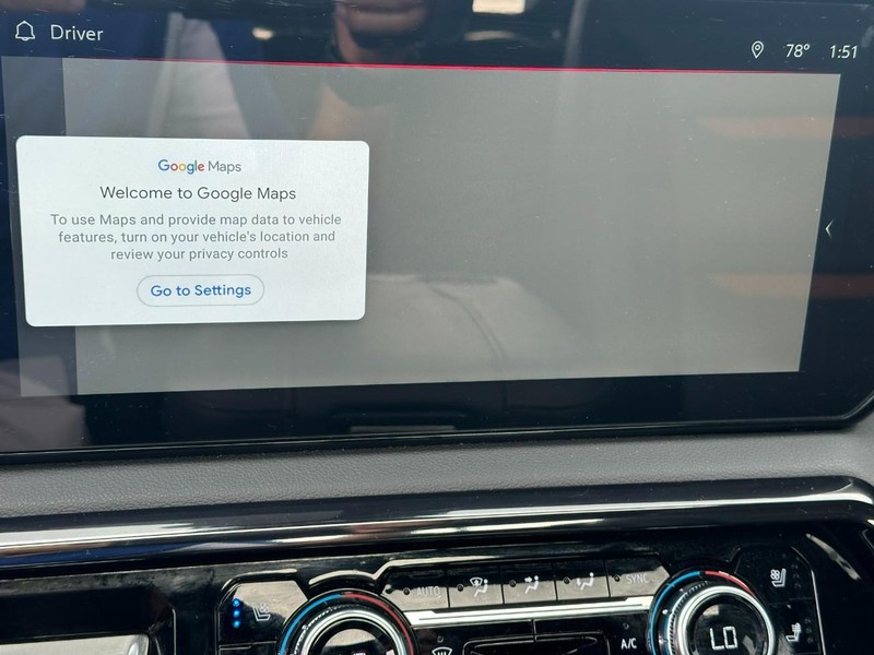 GMC Sierra 1500 Vehicle Full-screen Gallery Image 24