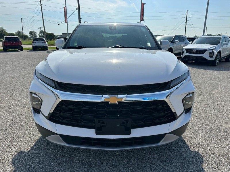 Chevrolet Blazer Vehicle Full-screen Gallery Image 9