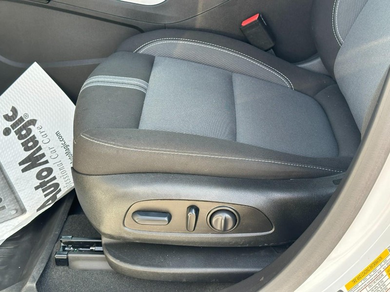 Chevrolet Blazer Vehicle Full-screen Gallery Image 17