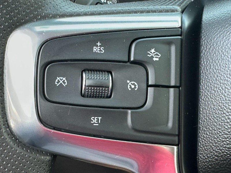 Chevrolet Blazer Vehicle Full-screen Gallery Image 18