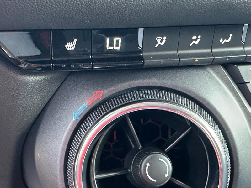 Chevrolet Blazer Vehicle Full-screen Gallery Image 21