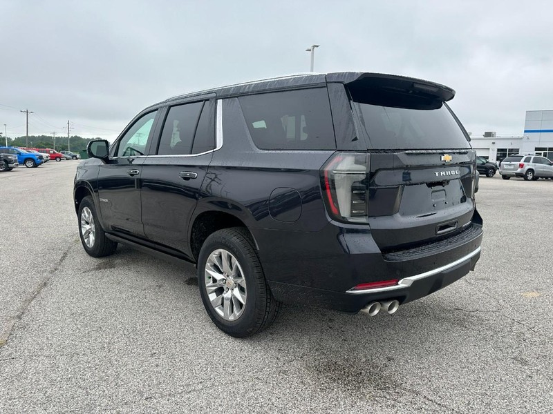 Chevrolet Tahoe Vehicle Full-screen Gallery Image 3