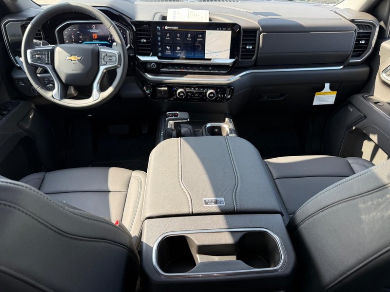 Chevrolet Silverado 1500 Vehicle Full-screen Gallery Image 8