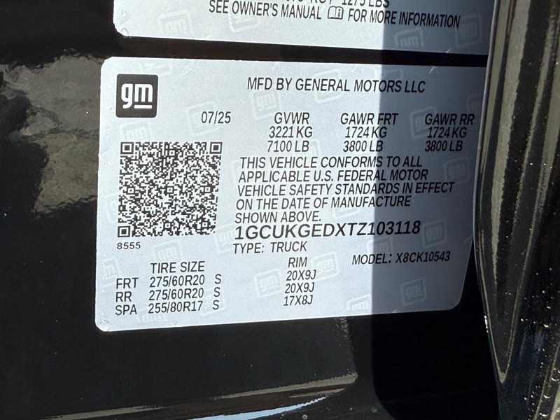 Chevrolet Silverado 1500 Vehicle Full-screen Gallery Image 22