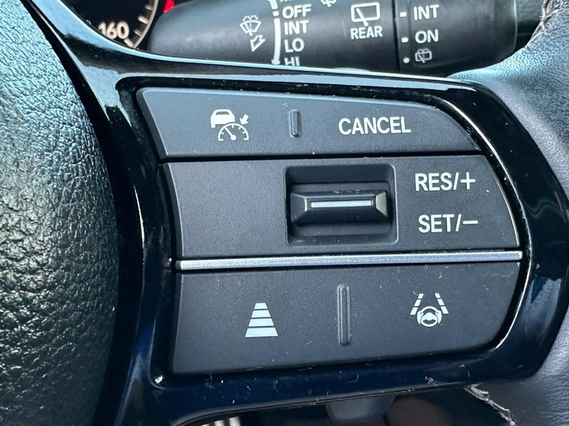 Honda Civic Hatchback Vehicle Full-screen Gallery Image 18