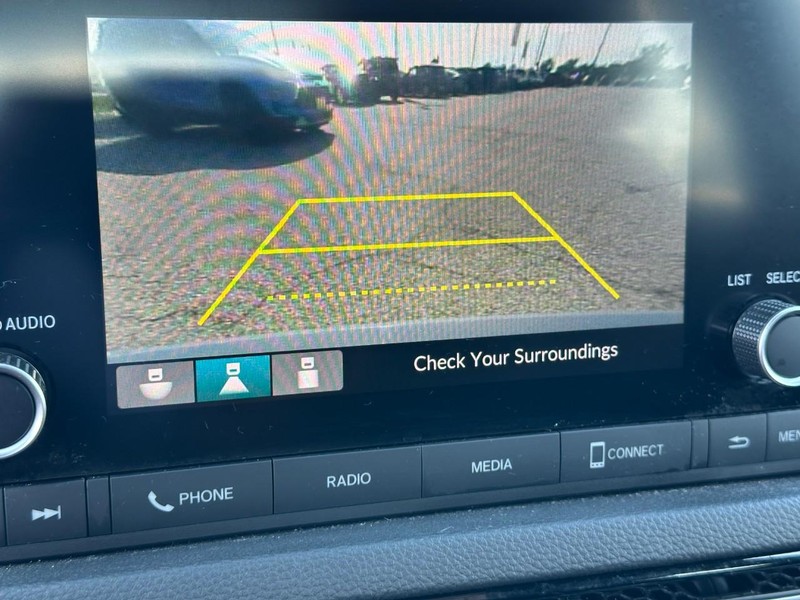 Honda Civic Hatchback Vehicle Full-screen Gallery Image 20