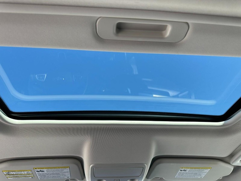 Ford EcoSport Vehicle Full-screen Gallery Image 11