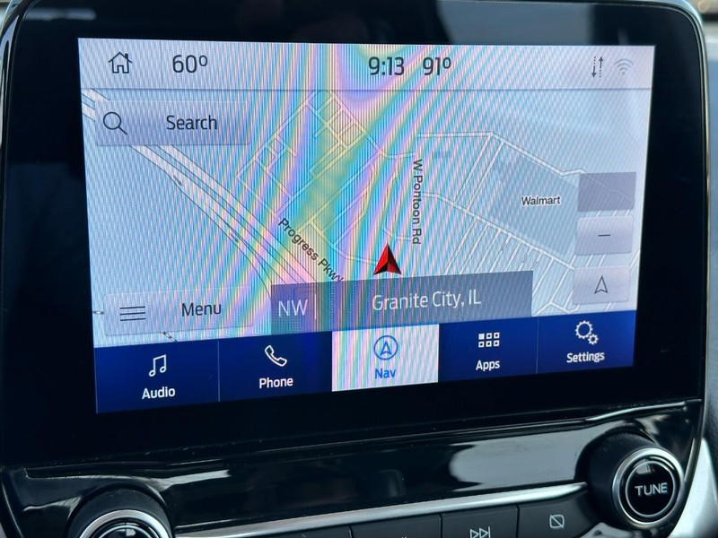 Ford EcoSport Vehicle Full-screen Gallery Image 22