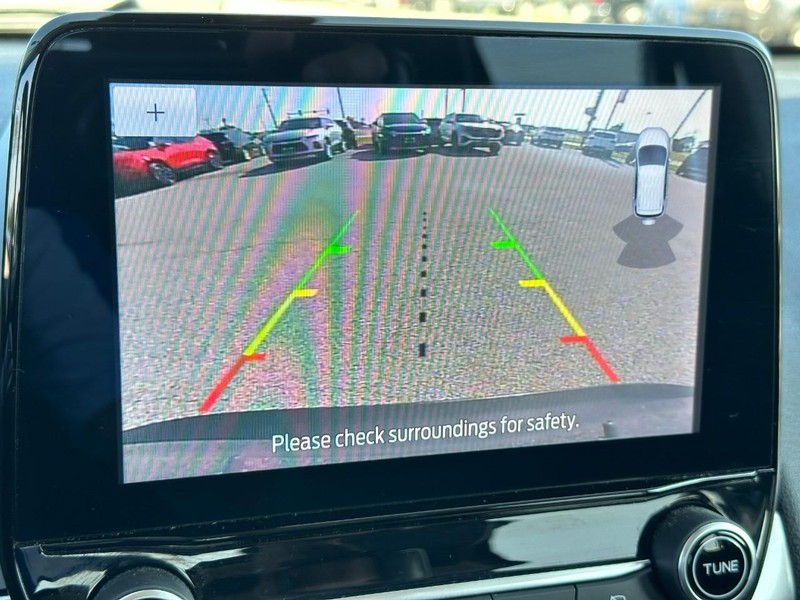 Ford EcoSport Vehicle Full-screen Gallery Image 24