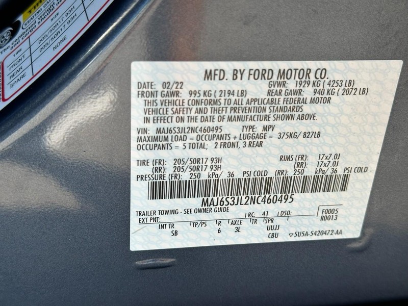 Ford EcoSport Vehicle Full-screen Gallery Image 25