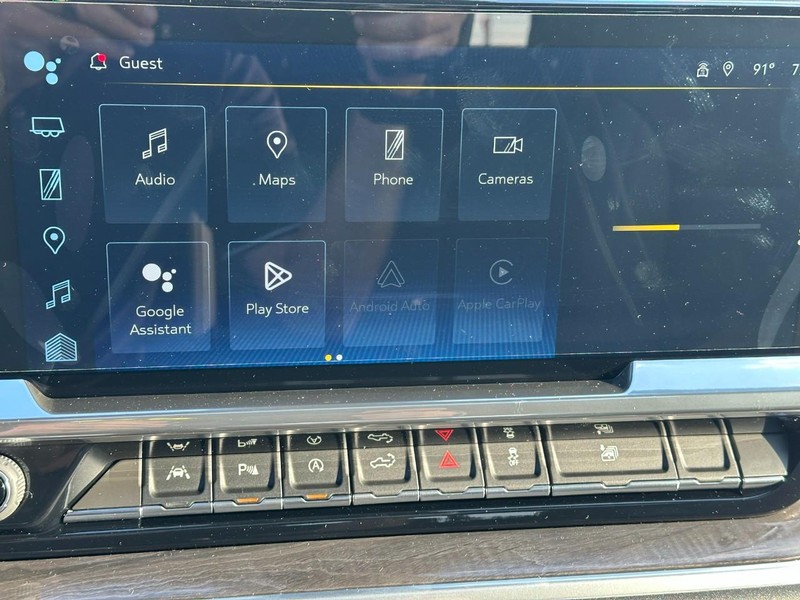 Chevrolet Silverado 1500 Vehicle Full-screen Gallery Image 16