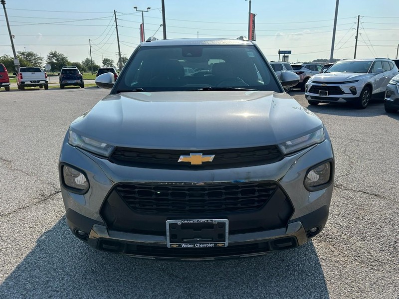 Chevrolet Trailblazer Vehicle Full-screen Gallery Image 9