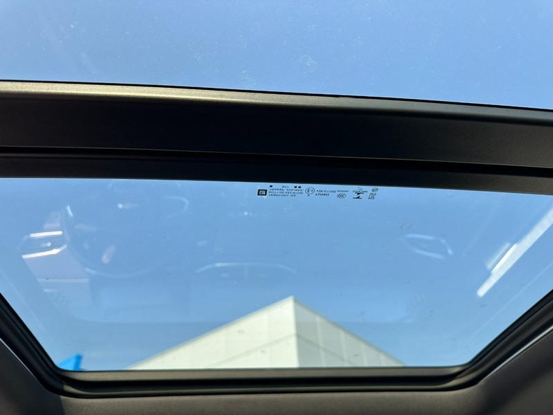 Chevrolet Trailblazer Vehicle Full-screen Gallery Image 11