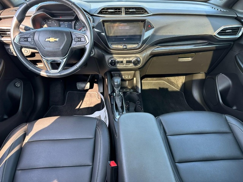Chevrolet Trailblazer Vehicle Full-screen Gallery Image 12