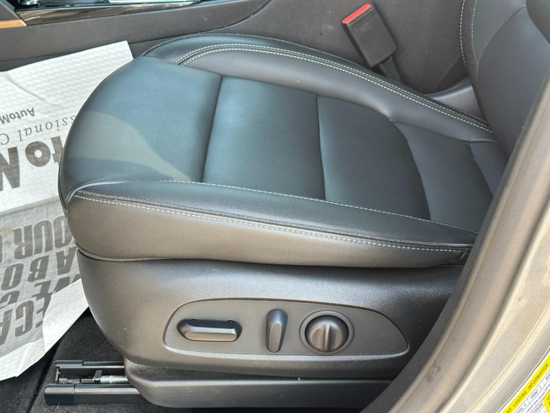 Chevrolet Trailblazer Vehicle Full-screen Gallery Image 17