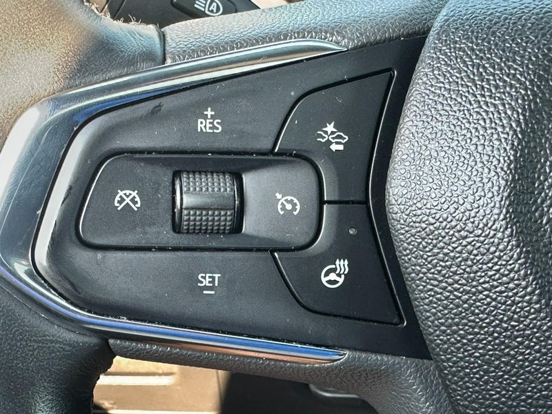 Chevrolet Trailblazer Vehicle Full-screen Gallery Image 18