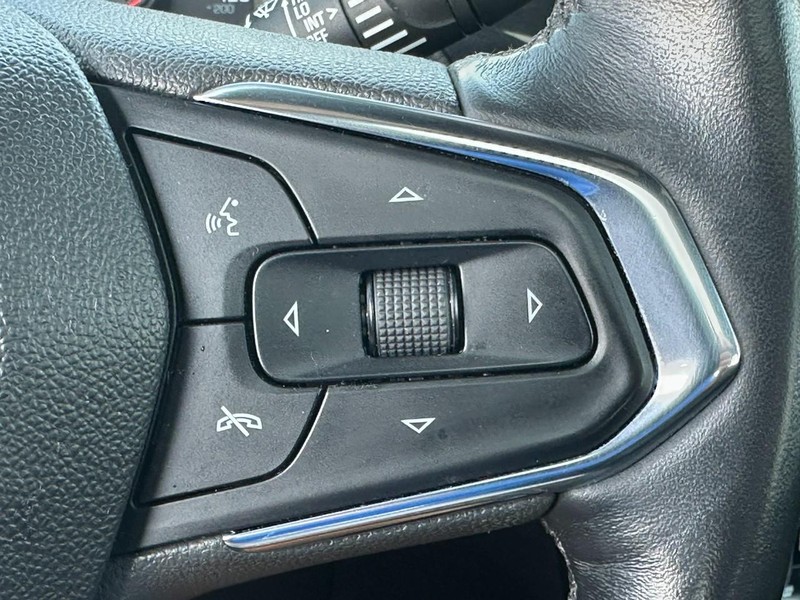 Chevrolet Trailblazer Vehicle Full-screen Gallery Image 19