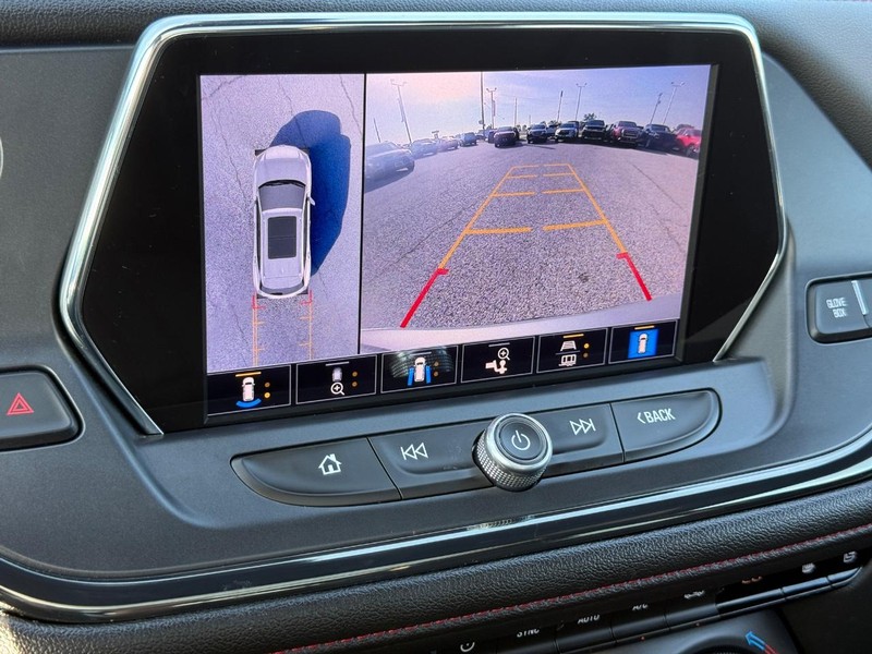 Chevrolet Blazer Vehicle Full-screen Gallery Image 18