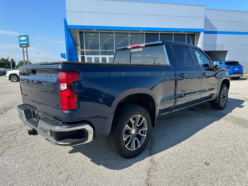 Chevrolet Silverado 1500 Vehicle Full-screen Gallery Image 6