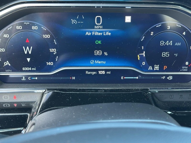 Chevrolet Silverado 1500 Vehicle Full-screen Gallery Image 20