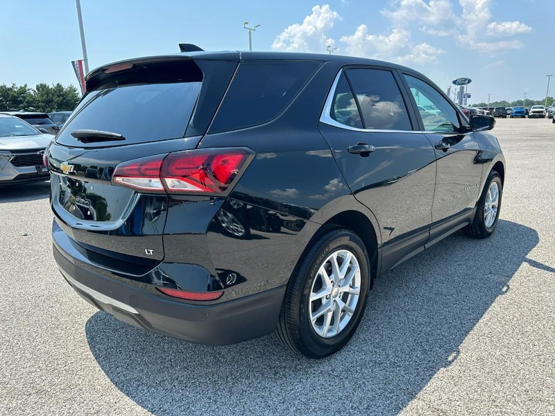 Chevrolet Equinox Vehicle Full-screen Gallery Image 7