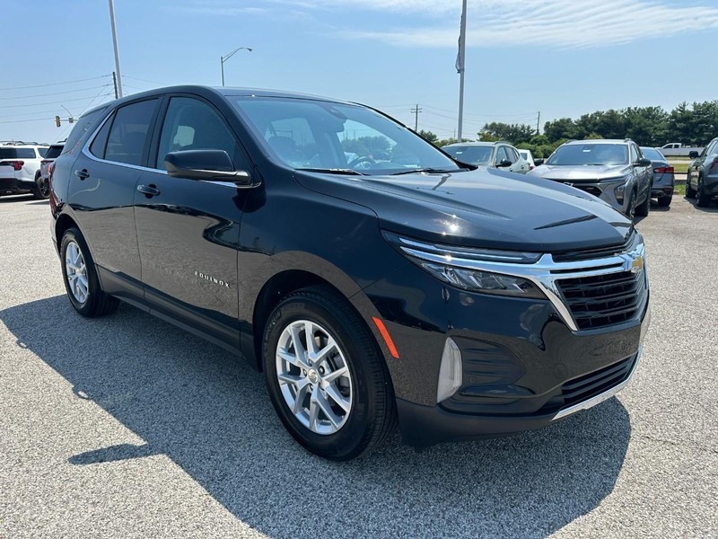 Chevrolet Equinox Vehicle Full-screen Gallery Image 8