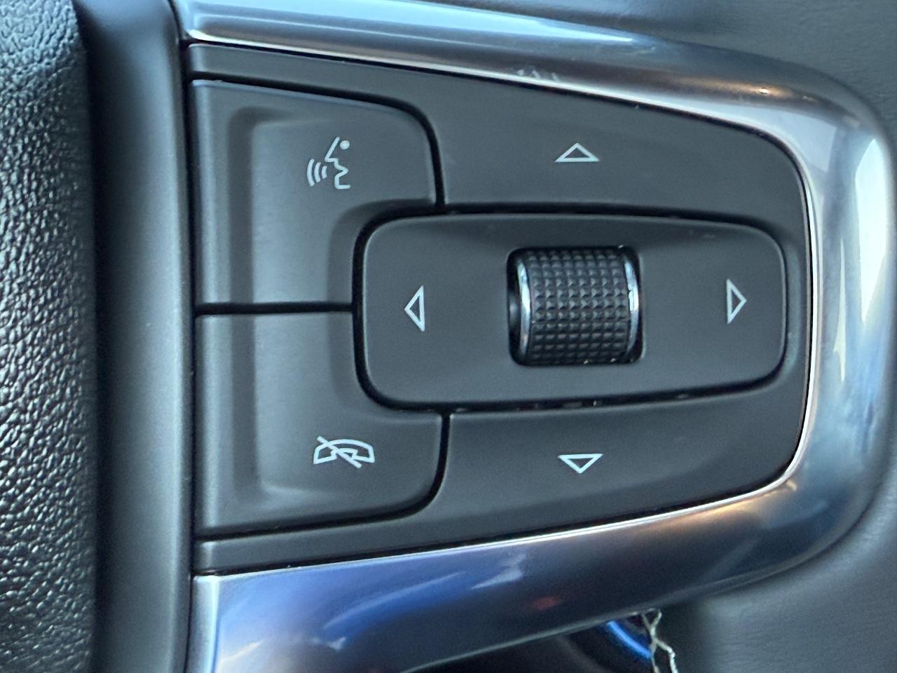 Chevrolet Blazer Vehicle Full-screen Gallery Image 15