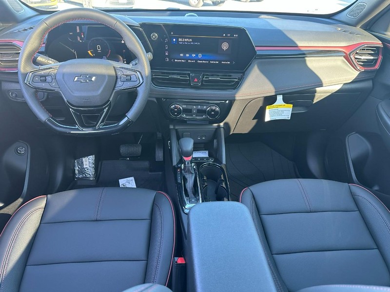 Chevrolet TrailBlazer Vehicle Full-screen Gallery Image 6