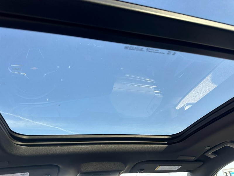 Chevrolet Traverse Vehicle Full-screen Gallery Image 7