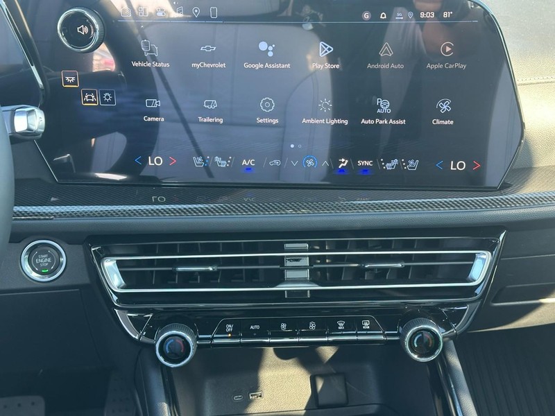 Chevrolet Traverse Vehicle Full-screen Gallery Image 10