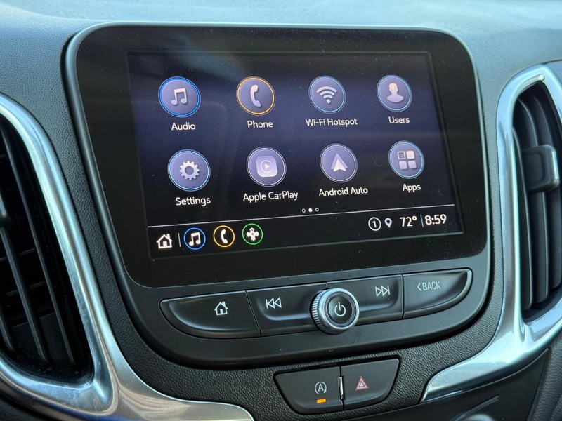 Chevrolet Equinox Vehicle Full-screen Gallery Image 16