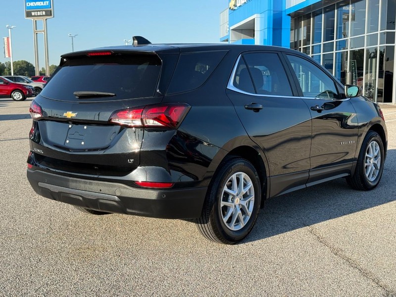 Chevrolet Equinox Vehicle Full-screen Gallery Image 5