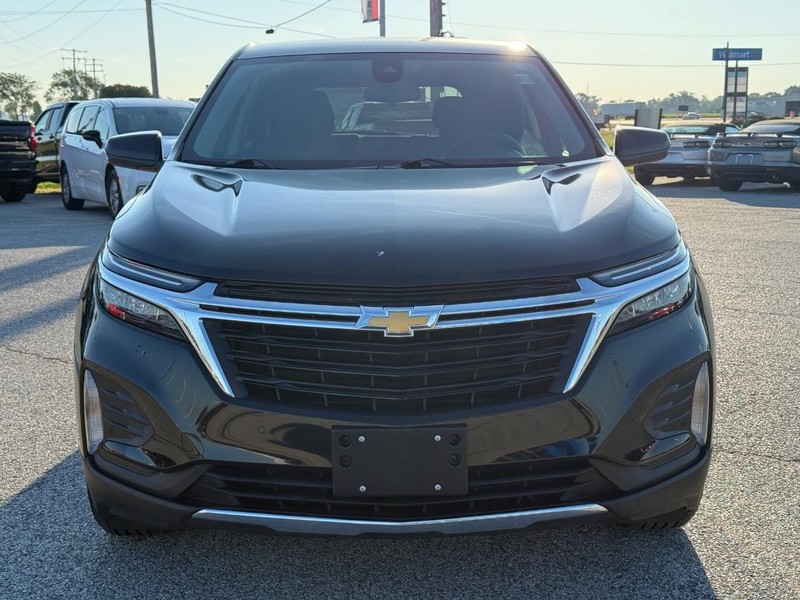 Chevrolet Equinox Vehicle Full-screen Gallery Image 9