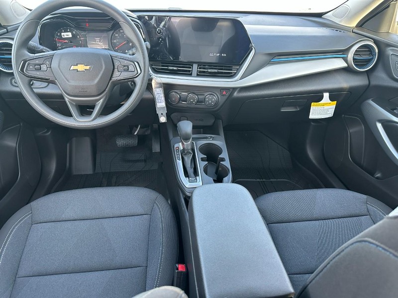 Chevrolet Trax Vehicle Full-screen Gallery Image 5